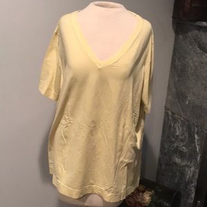 Avenue yellow vneck tee 95% cotton 5% spandex